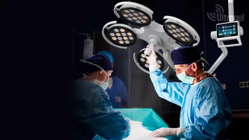 Műtőlámpa - I-LIGHT - 2x160.000 lux - dupla mennyezeti műtőlámpa